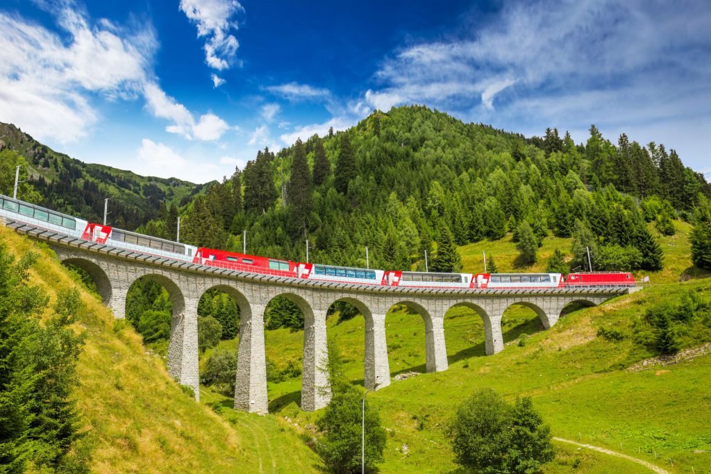 glacier express Glacier express door de Zwitserse toppen | Spauwen Travel